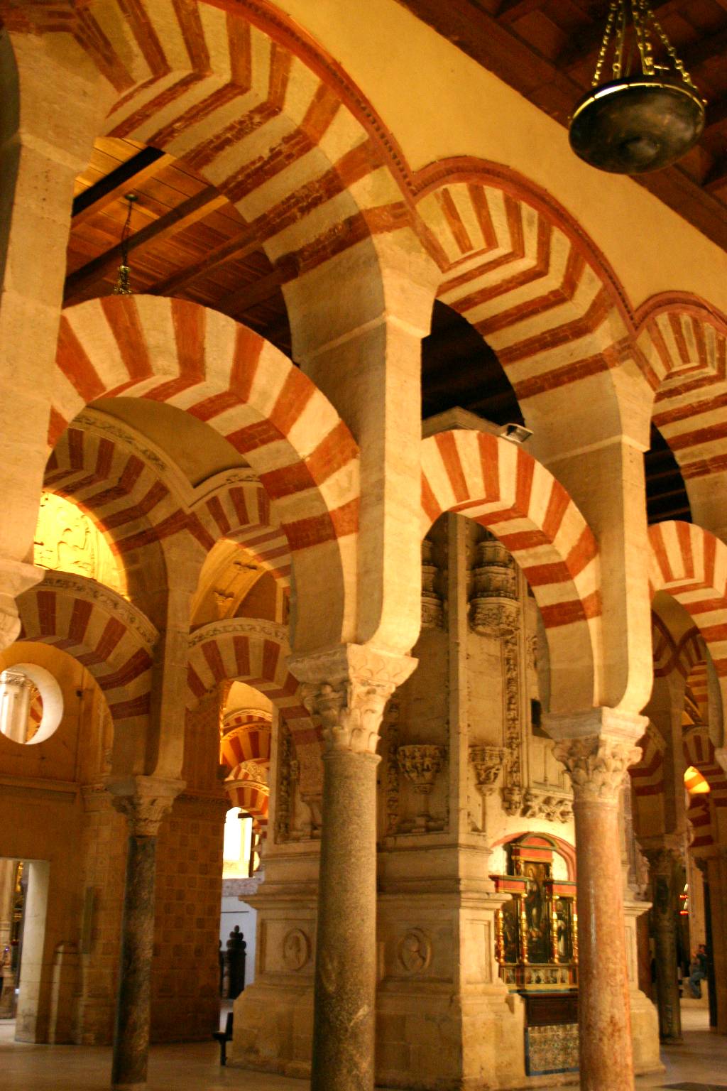Arquería bicolor de la Mezquita-Catedral de Córdoba